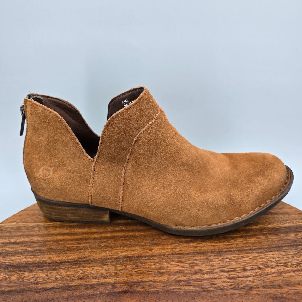 Born Shari Boots Womens 8.5M Brown Leather Slip On Heeled Ankle Booties Back Zip